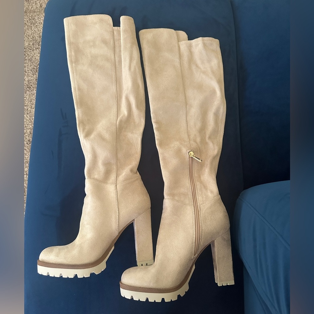 Tapioca Over the Knew Harlie Boots - Size 9M